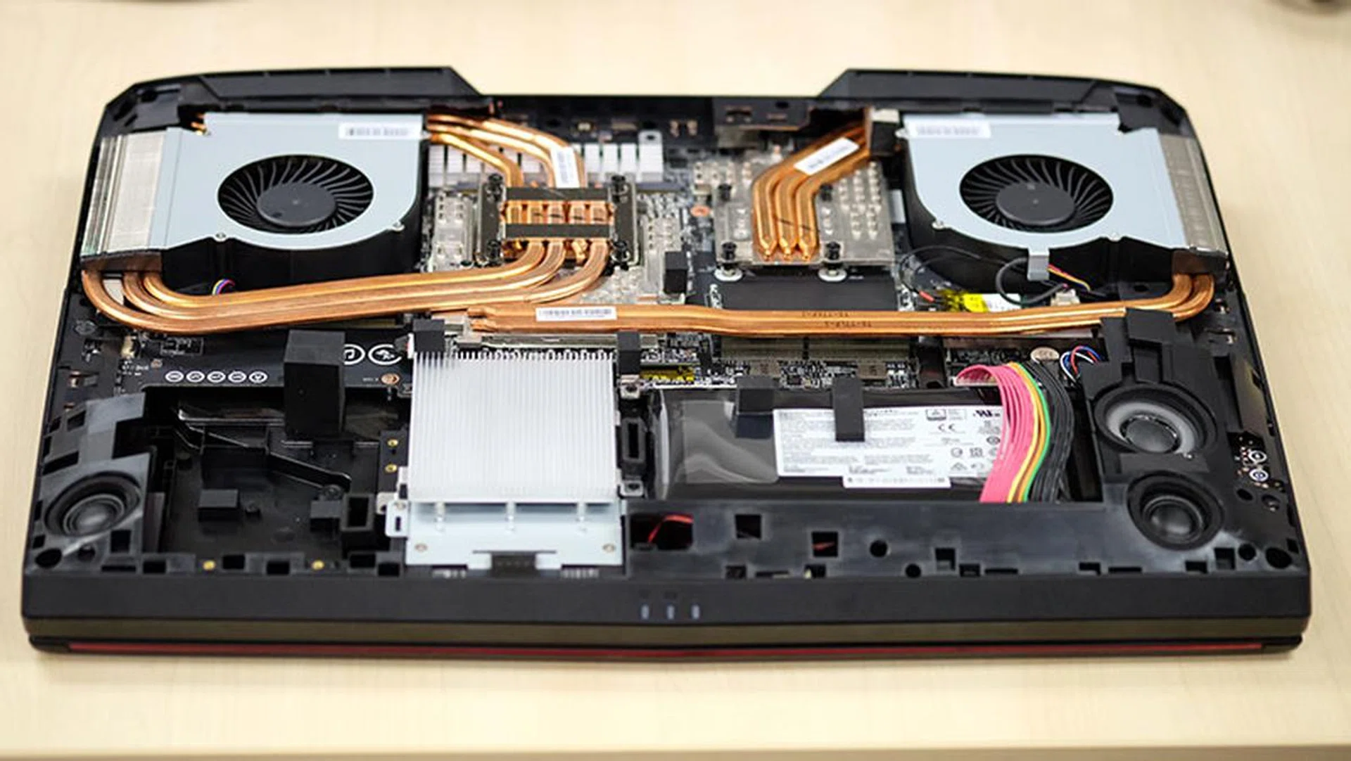 MSI GT75VR 7RF Titan Pro