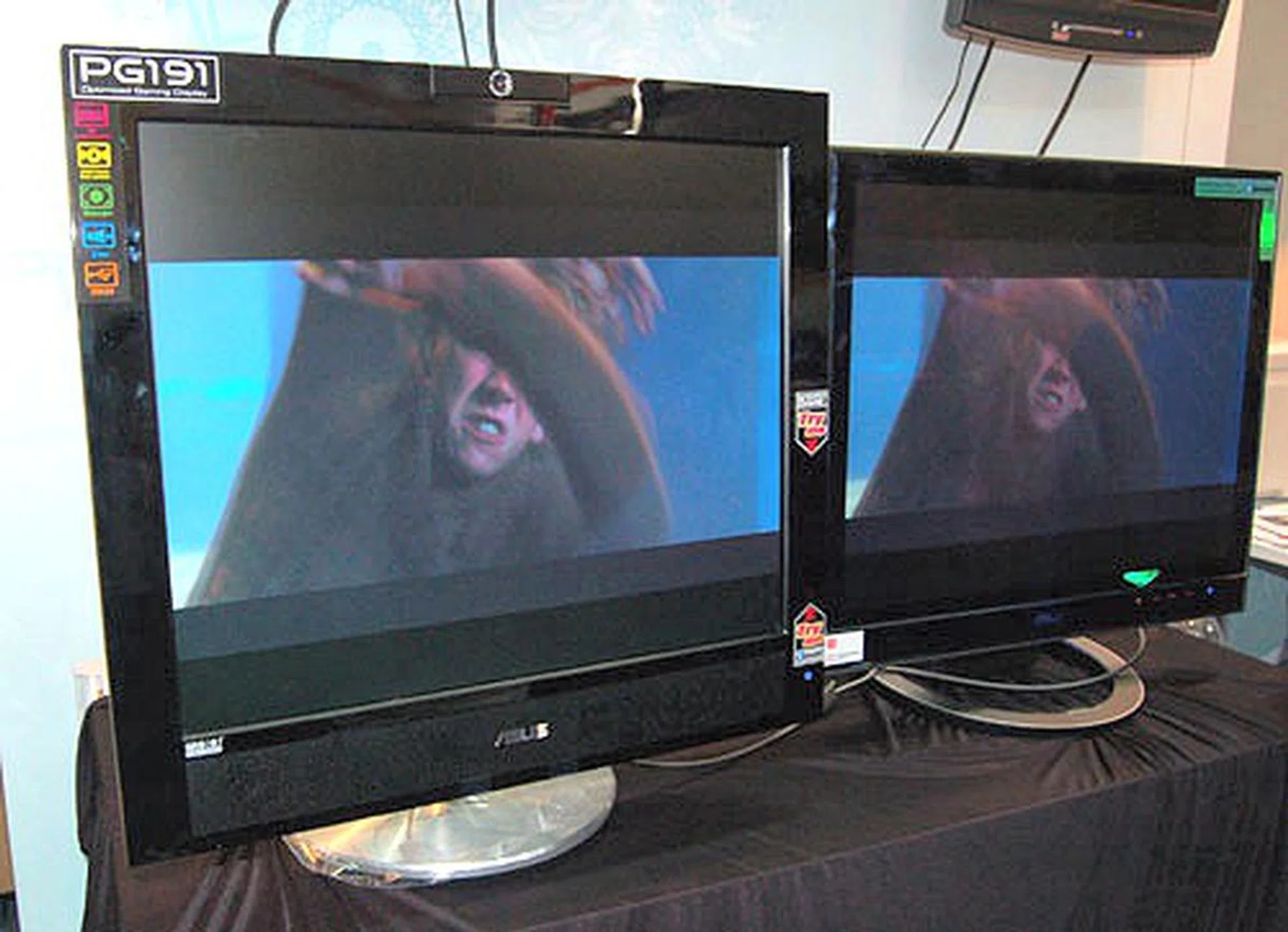  Still on the 19-inch class, the ASUS PG191 is designed for the gamers at heart who've limited desk space to spare. Dual 5W stereo speakers and a 15W powered subwoofer are built in to the design of this looker. Also comes with an integrated 1.3MP webcam. The panel is a standard 19-inch screen of 1280x1024 resolution with a 2ms response time. Priced at $629, it's not cheap, but to sweeten the deal, it comes with an ASUS U3000 digital TV tuner and DVI-D cable.  