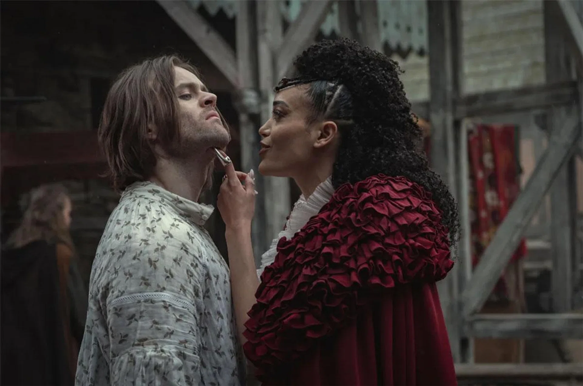 Political machinations abound in season 3. (Image Source: Netflix)