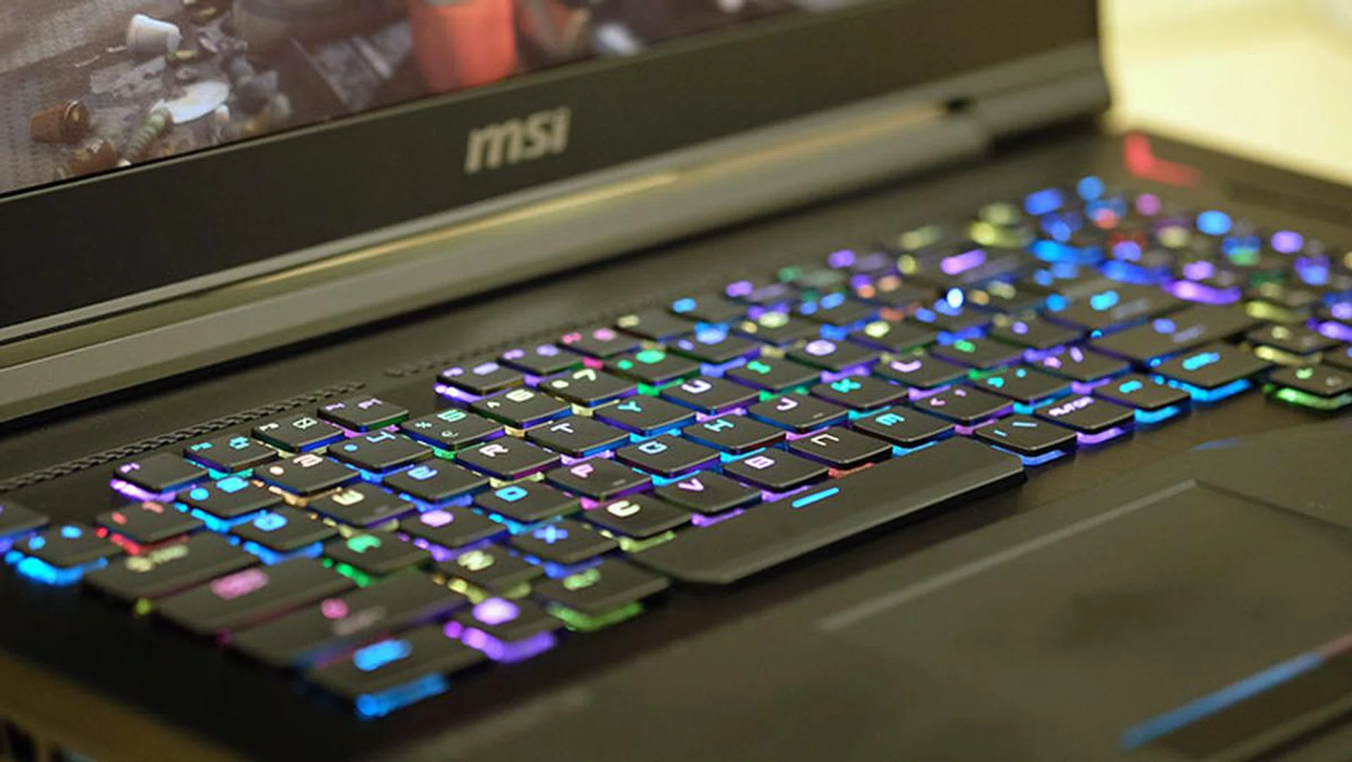 MSI GT75VR 7RF Titan Pro