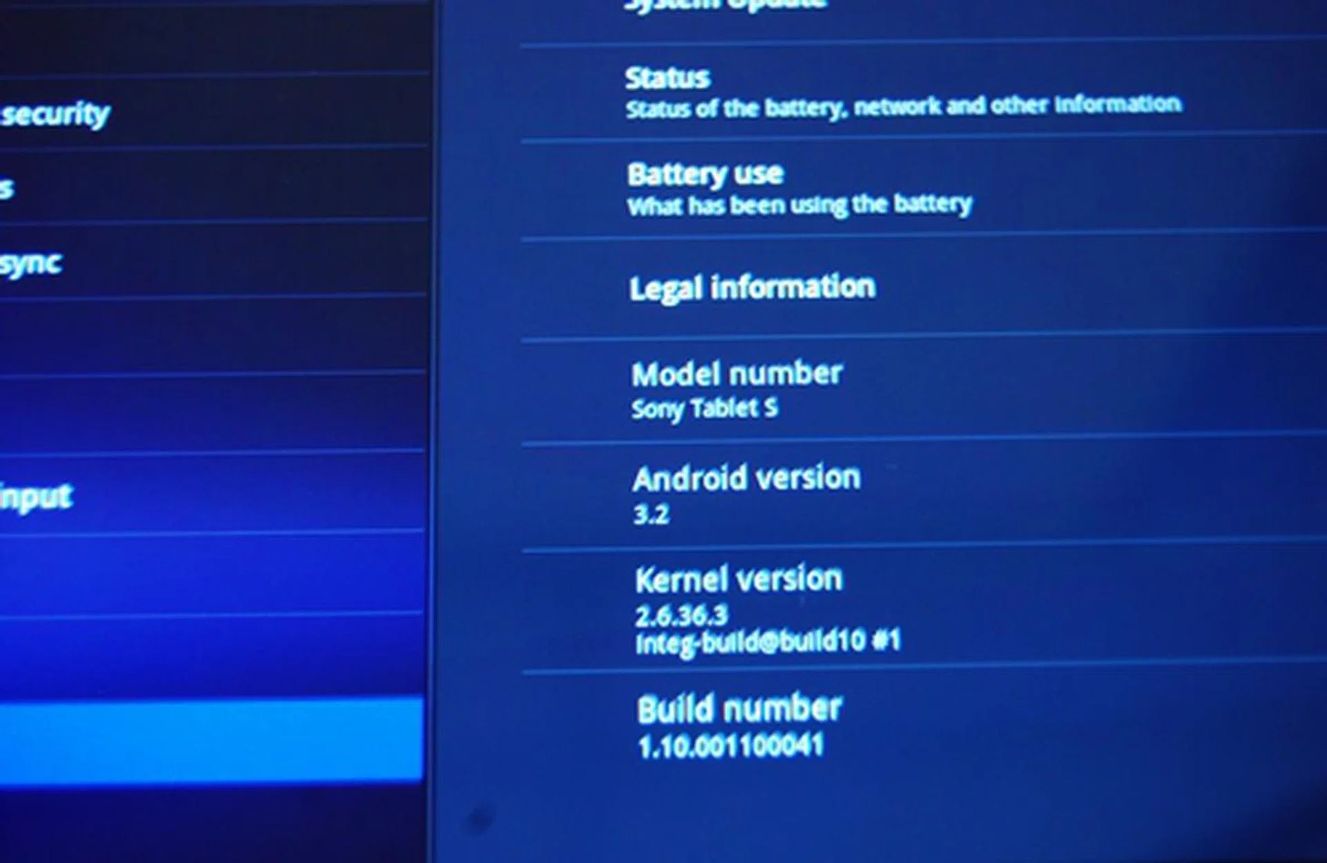 Android 3.2 is an incremental upgrade from Android 3.1. It brings about bug fixes, boosts in performance, compatibility zoom and media sync from SD card.