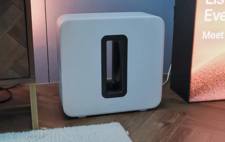 The Sub 4 retains the iconic design of Sonos subwoofer but has improved internals that has better processing and connectivity capabilities. Photo: HWZ
