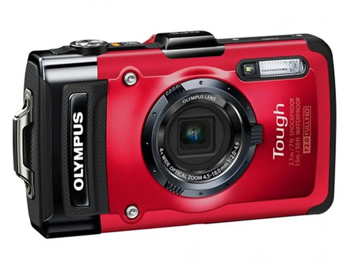 The New Olympus Tough TG-2 Camera Goes Deeper Than the TG-1