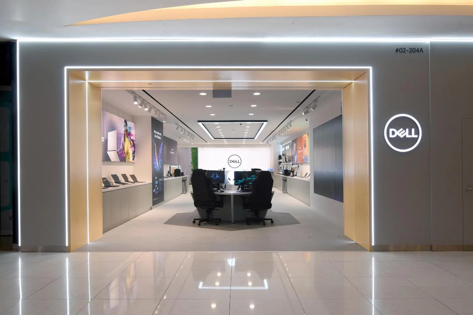 Visit the store for great deals happening now till 19th December! (Image source: Dell.)