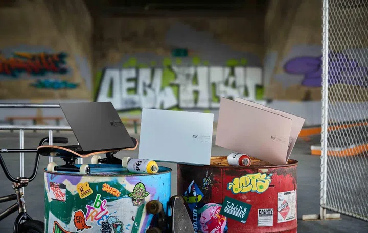 Some of the Vivobook S series have metallic covers and enclosures. Image source: ASUS. 