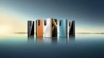 The Honor Magic Vs foldable phone.