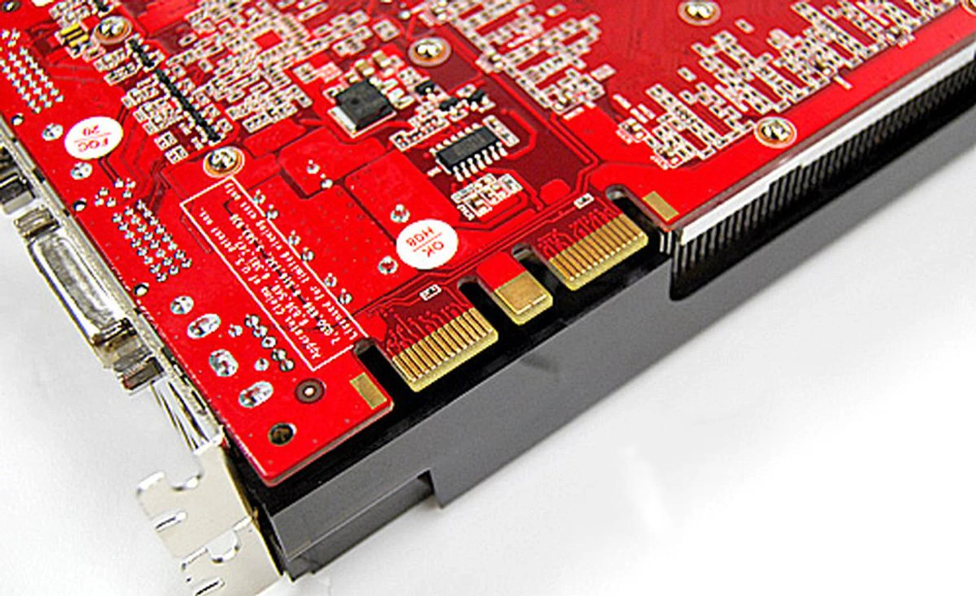 Two SLI connectors mean 3-way SLI is a possibility, and with NVIDIA's flexible configurations, you can hook up an older card to offload PhysX processing if it pleases you.