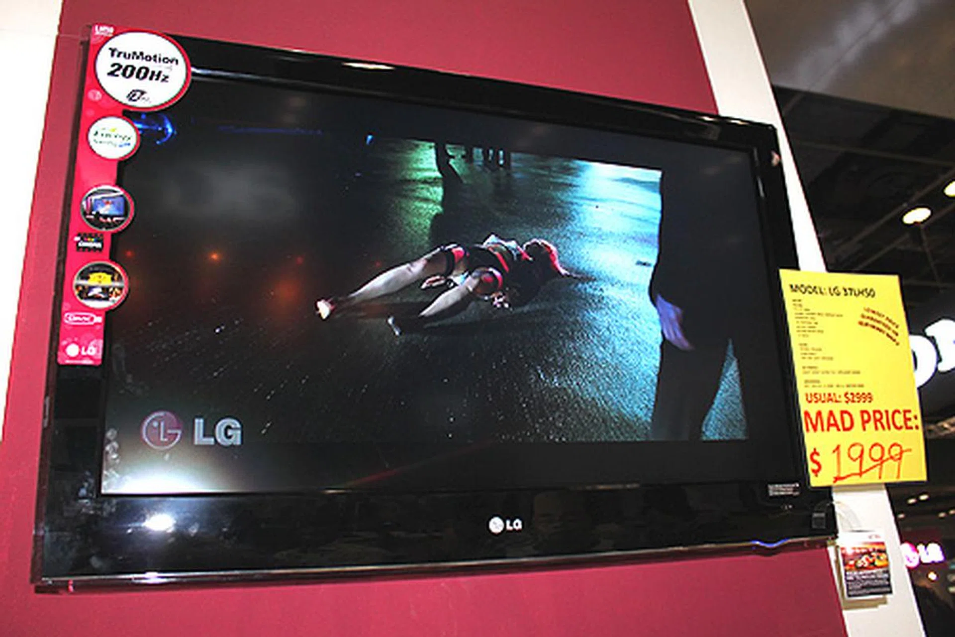 This full-HD 37-incher is one of the newer models on sale. It boasts a 200Hz refresh rate and a 150,000:1 contrast ratio. The booth manager told us this can be had under $1600, well below its usual price of $2999.