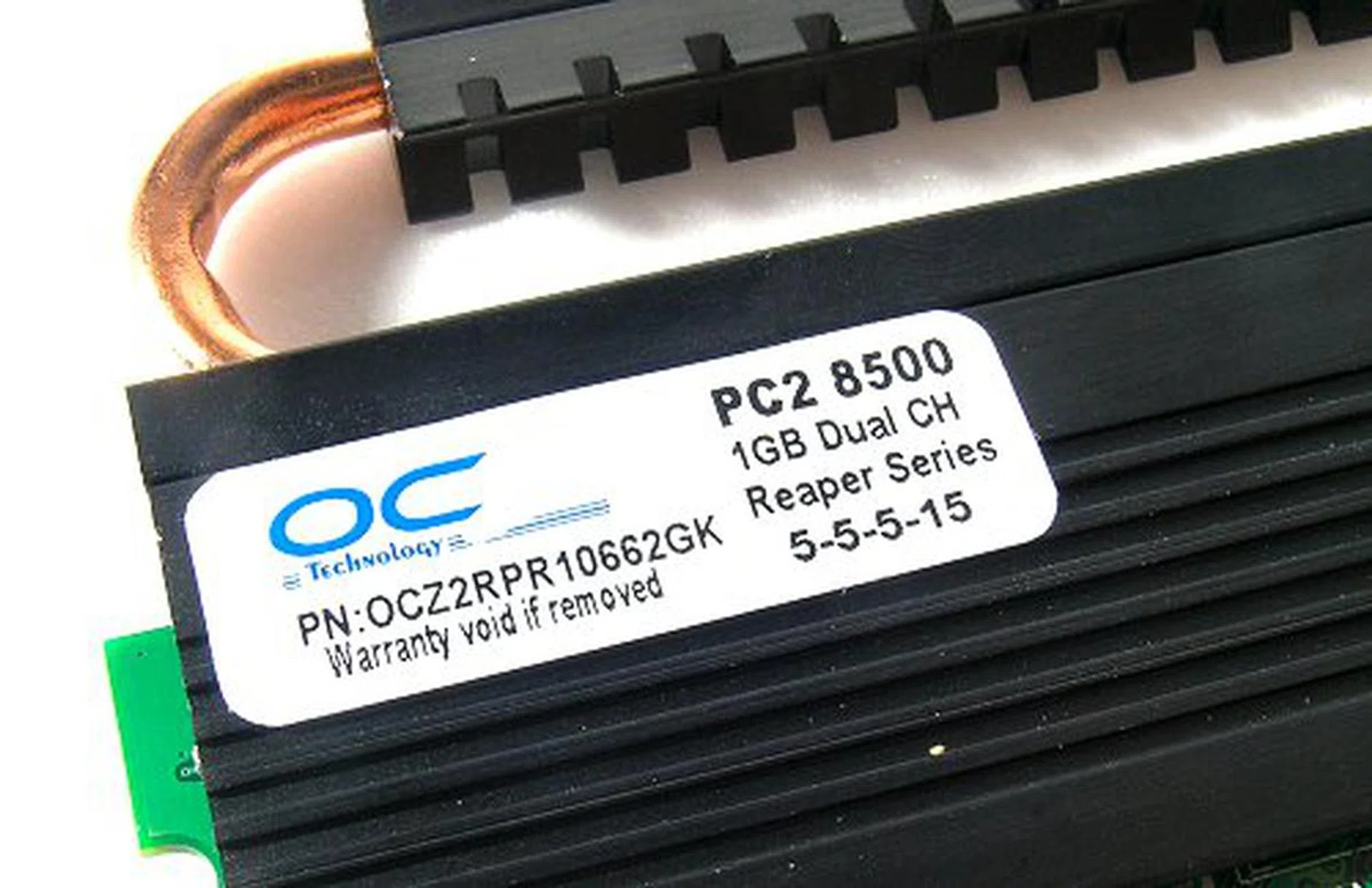 The OCZ Reaper HPC DDR2-1066 memory is rated to run at 5-5-5-15.