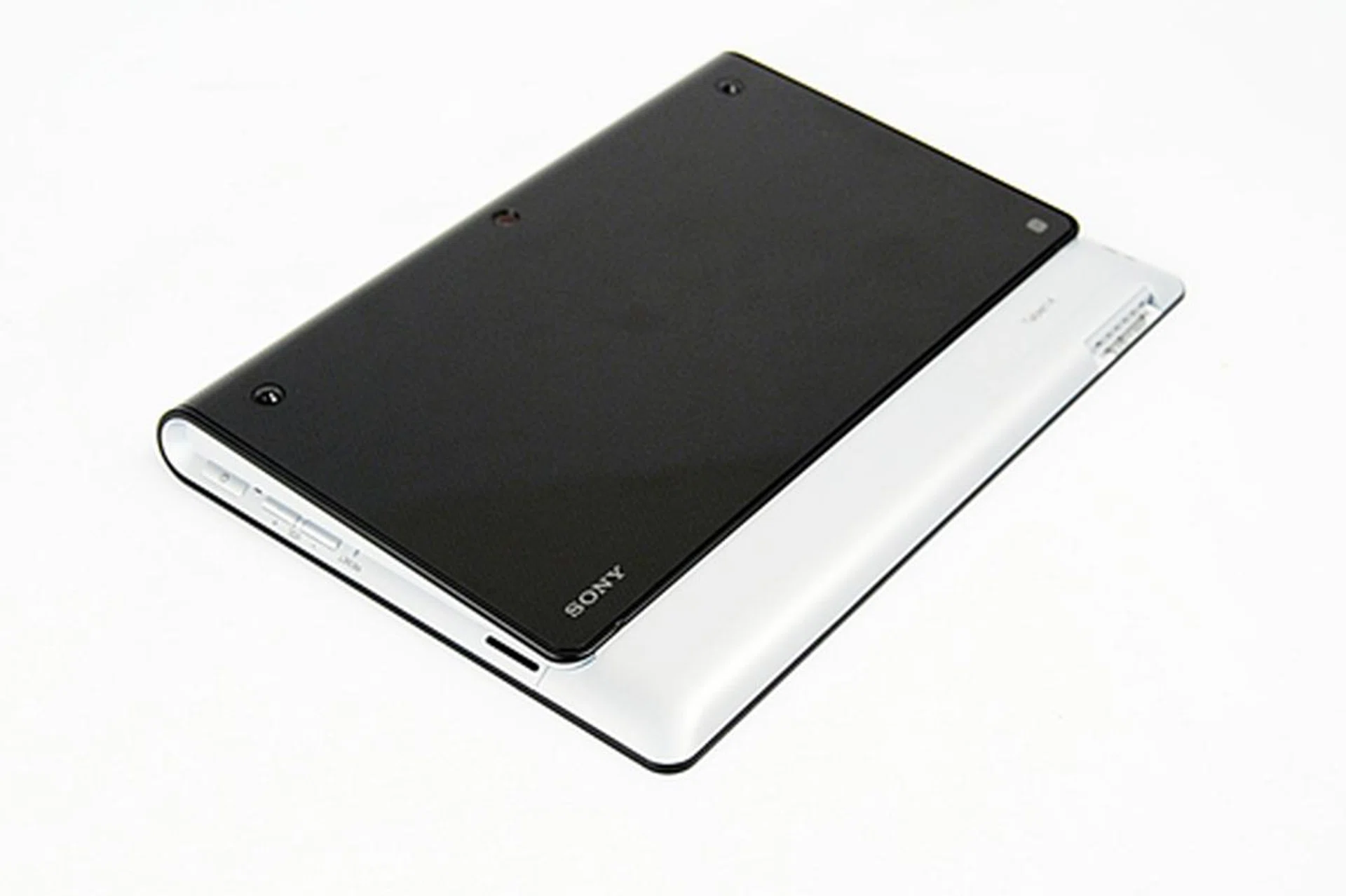 Sony keeps the back of the Tablet S clean. Most of the back is made up of the folded design with the dotted textured surface for good handling.