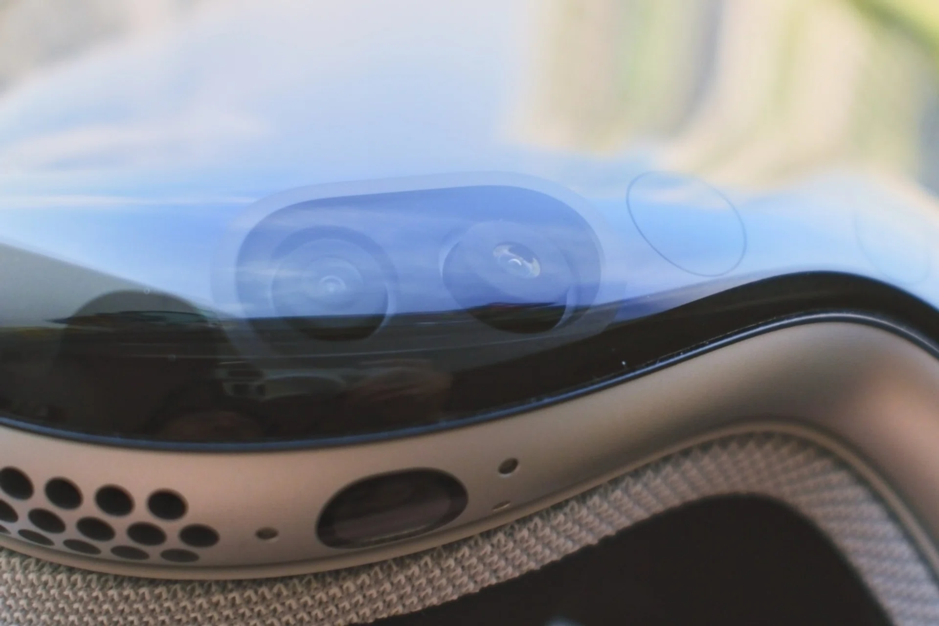 Apple M5 Vision Pro cameras