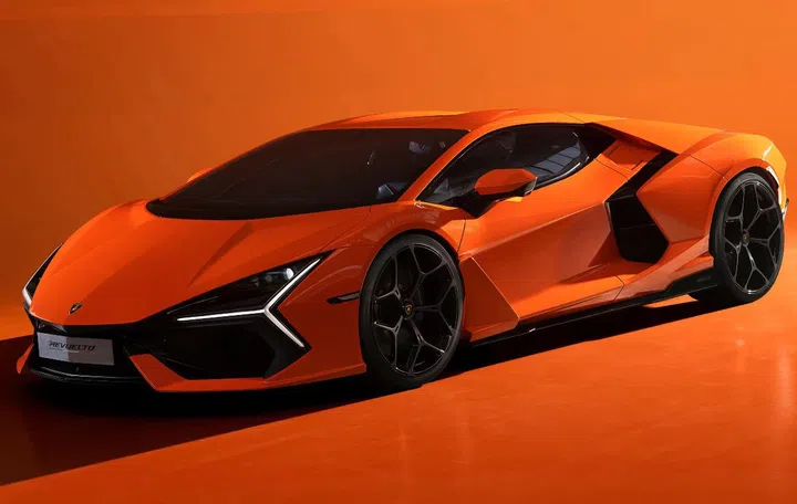 The new Lamborghini Revuelto. (Image source: Lamborghini)