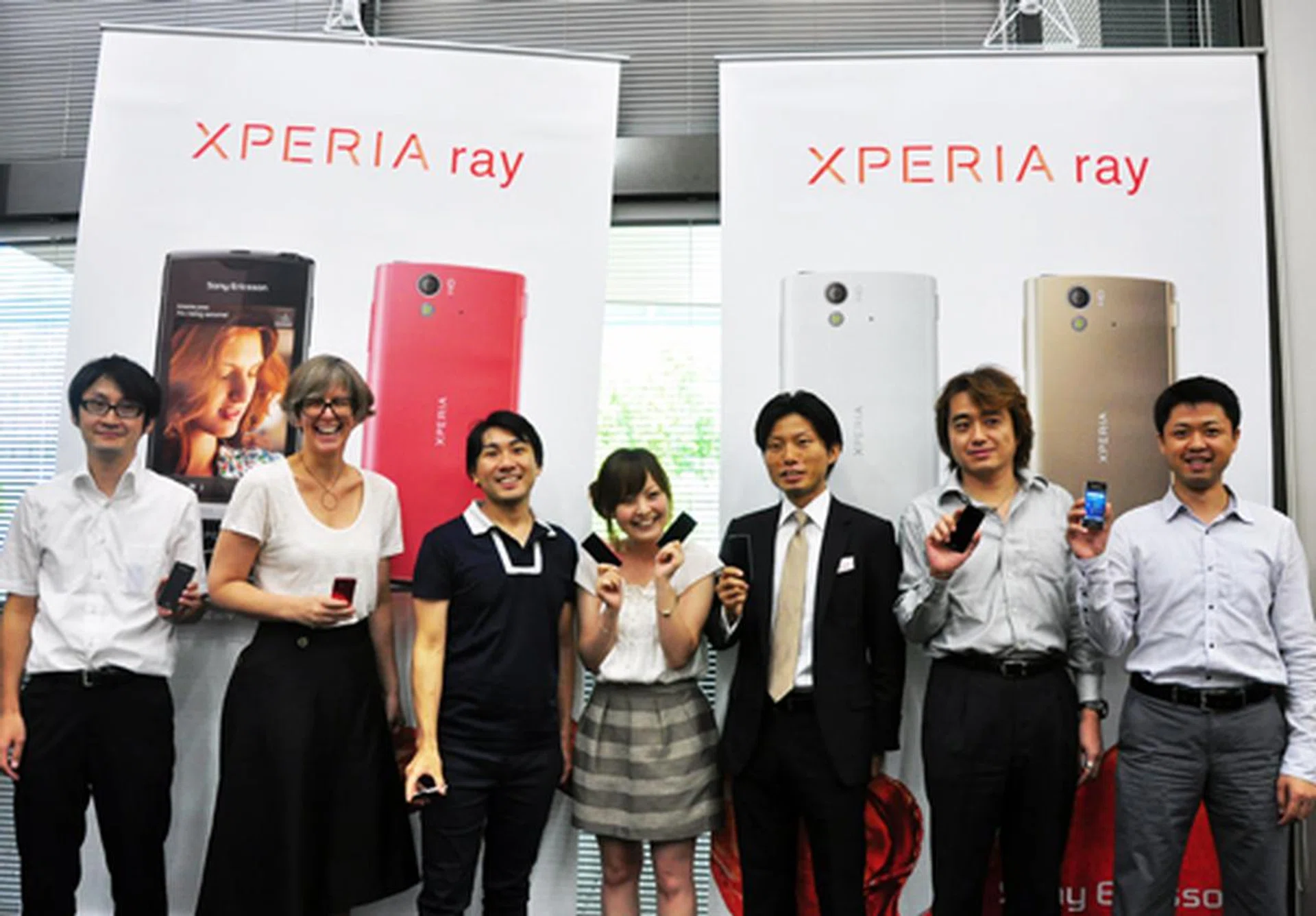 Meet the Japan team behind the Xperia ray (from left to right): Tetsuya Okuchi, Mechanical Design Leader; Linda Lissola, Color and Material Senior Designer; Shigeaki Suzuki, Design Manager, Industrial design; Kozue Tanaka, Product Planner; Tatsu Nishumura, Product Manager; Yoshio Kawahara, Electronics Design Leader; Ryuichi Arai, Radio Design Leader.