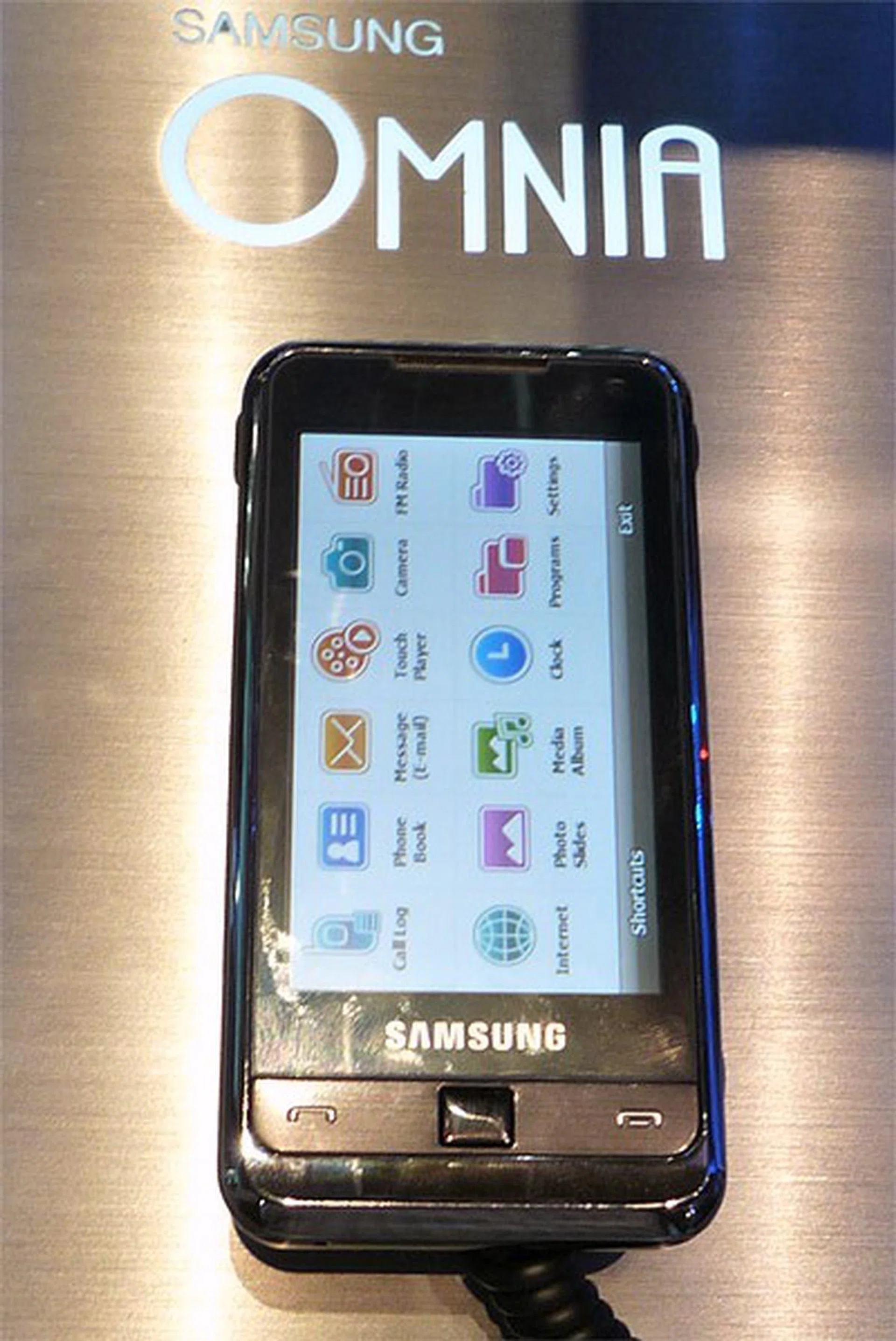  The highlight of the booth is the Omnia. Due to be released commercially next week, the Omnia is the first Windows Mobile 6.1 device from Samsung. Featuring a full touchscreen interface, 5-megapixel camera and 8GB internal memory, watch out for it.  