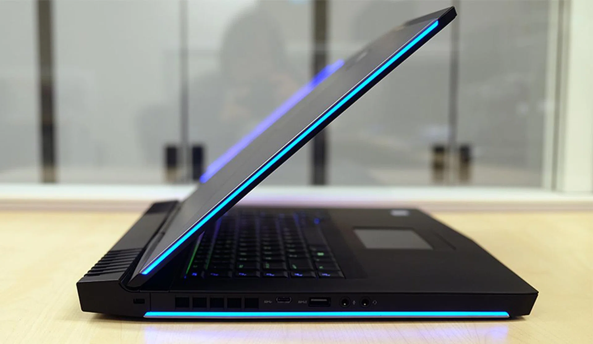 Alienware 15