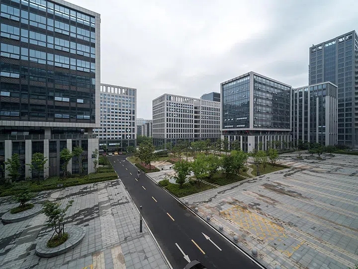 Laowa 12mm Zero-D on Fujifilm GFX 50S with MFC, f/8. ISO 100