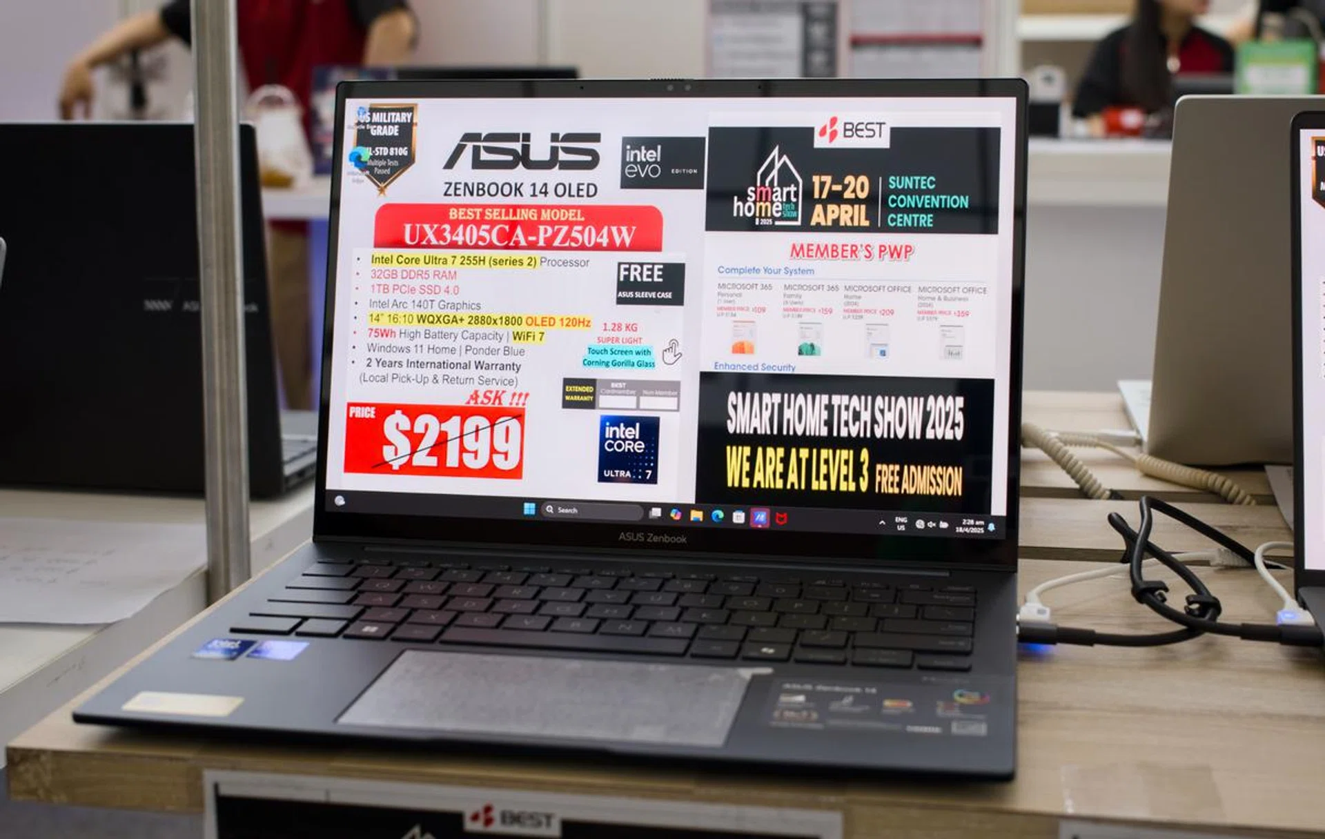 The ASUS Zenbook 14 OLED. Photo: HWZ