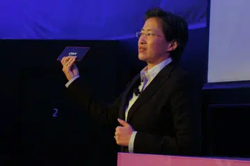 Dr.Lisa Su, senior vice president and general manager of AMD's global business units, showed off the compute possibilities of the company's upcoming Mullins APU sandwiched into a nano PC form factor that's no larger than a phablet.