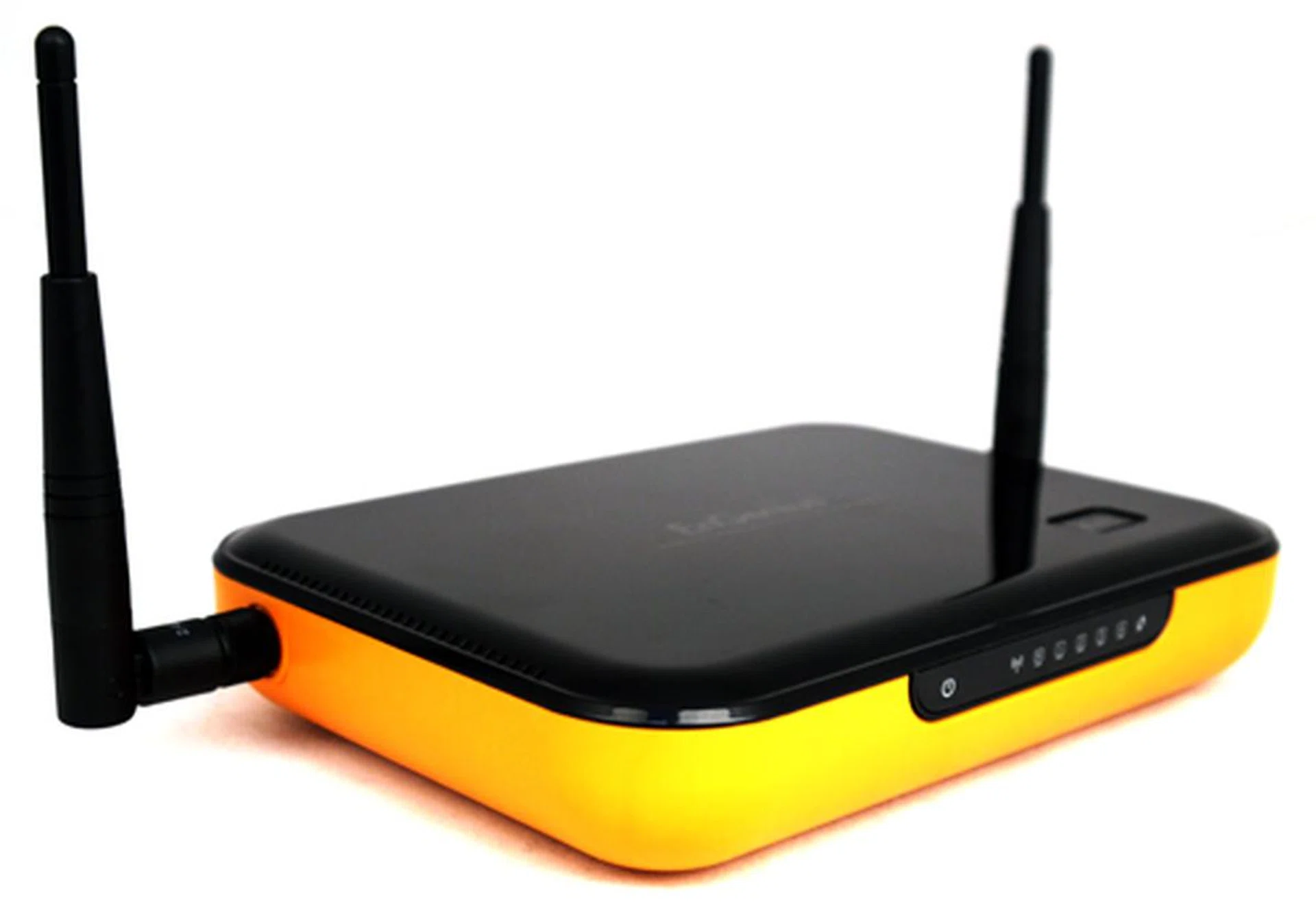 All things considered, the EnGenius ESR955G is the router for you if a single-band AP with stable downlink throughputs are what you're after. It isn't a speed demon, that's for sure, but at least it is reliable. So, what say you?