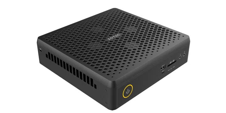 At its front, the Zotac Magnus EN374070C (Barebone) features a USB 3.1 port, TBT4 port, an SD card slot, two audio-related jacks. (Image source: Zotac)