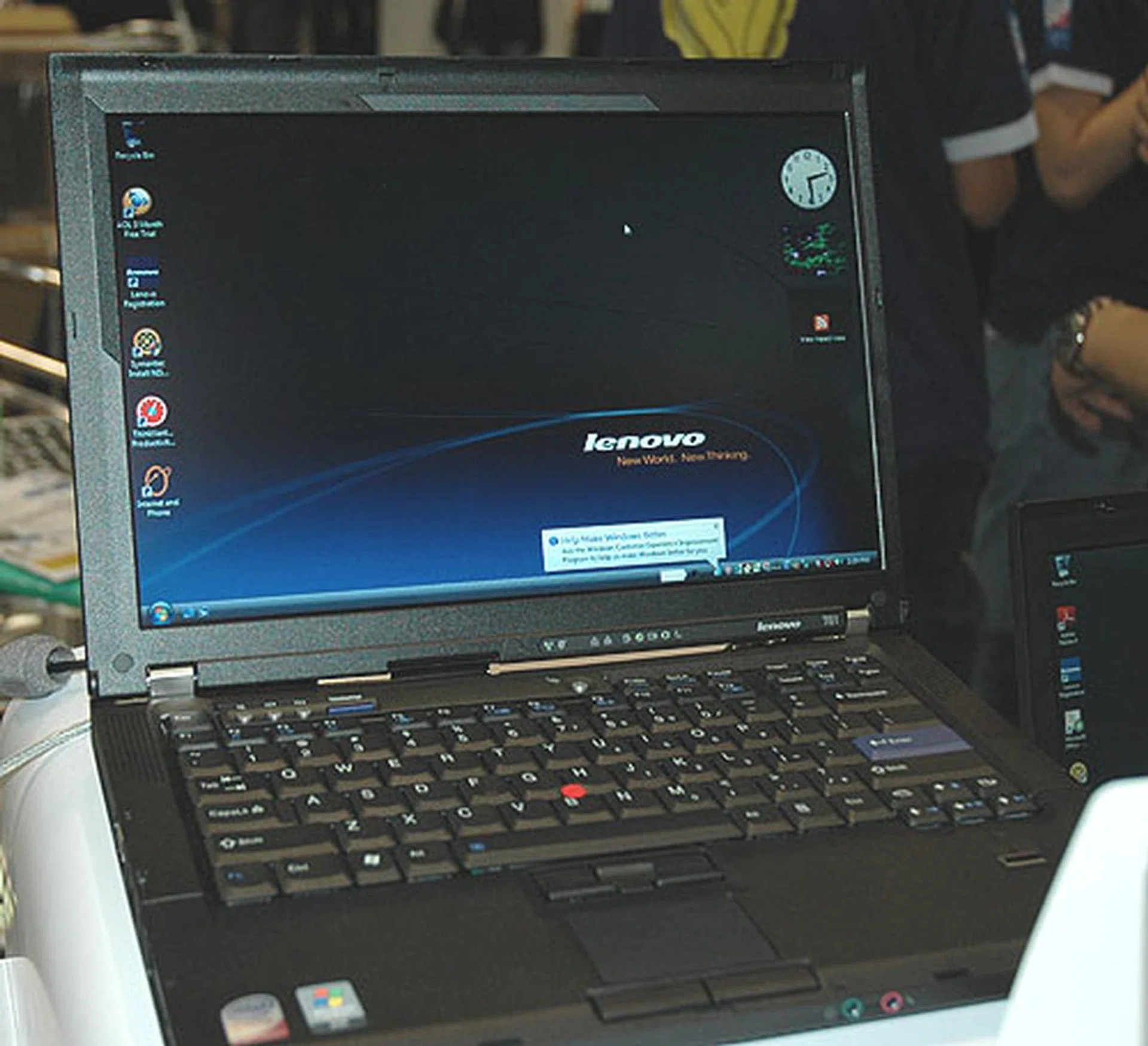  At S$999, the 14.1-inch Lenovo G410 comes with a dual-core T2410 processor, 2GB of DDR2 RAM and Intel integrated graphics and represents good value for a notebook.  