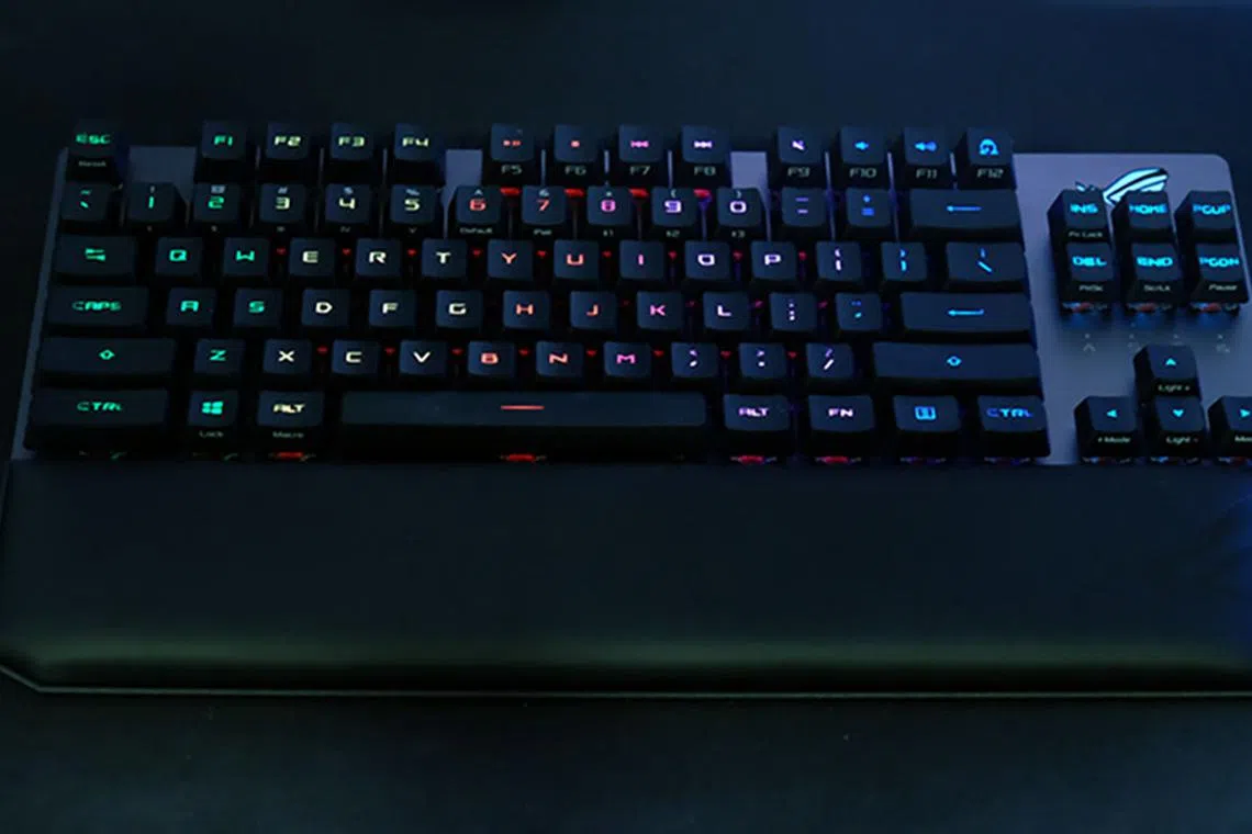 ASUS ROG Strix Scope RX TKL Wireless Deluxe review: Everything an