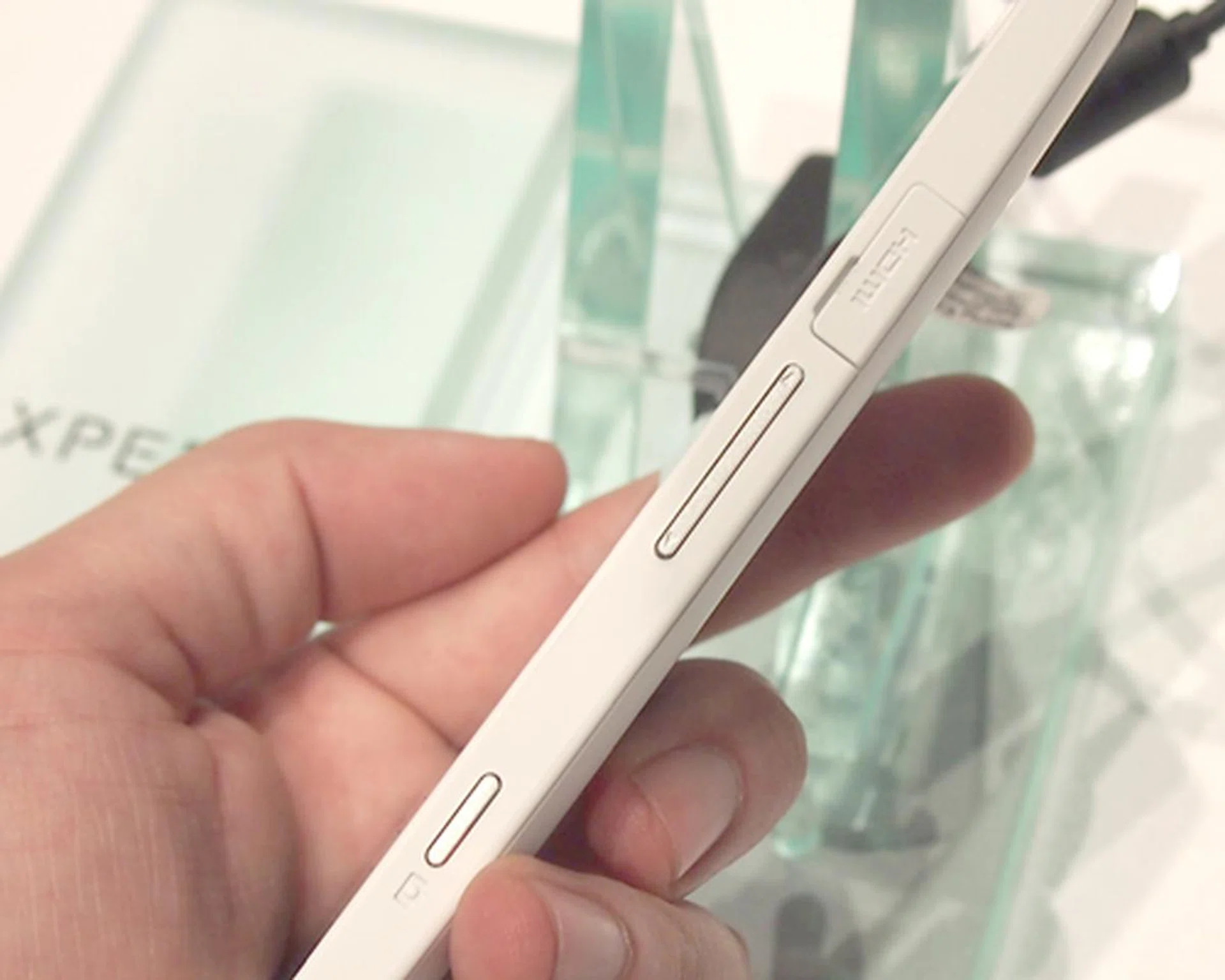 Not all is great on the Xperia S, such as the flushed buttons on the side.