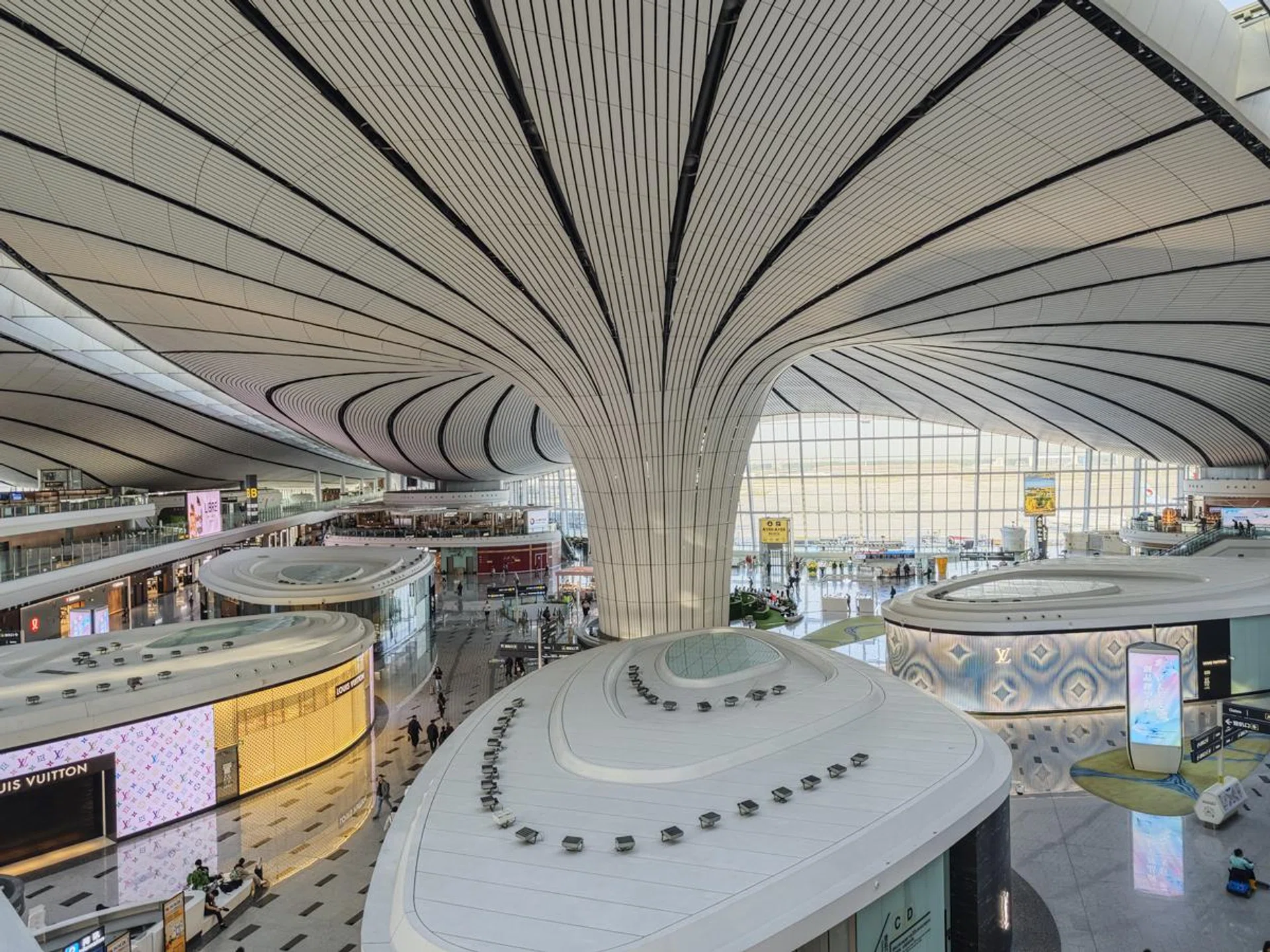 Shot with Leica Vibrant preset