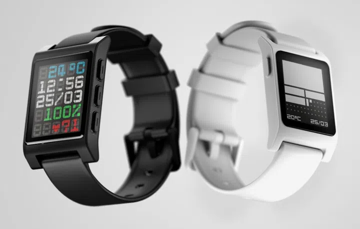The Pebble Core Time 2 (left) and Core Duo 2 (right). Photo: Pebble