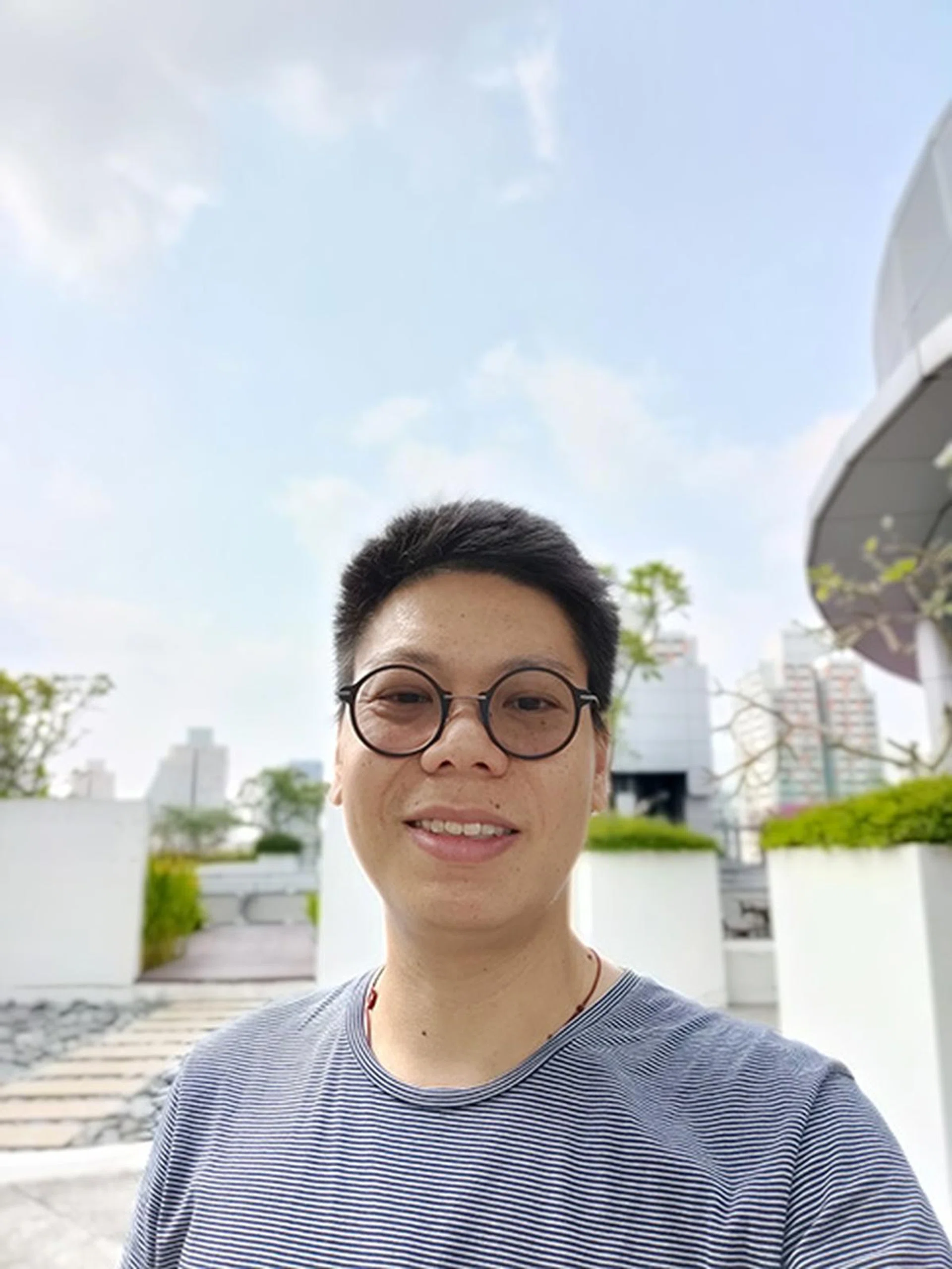 OnePlus 7 Pro outdoor capture. (Click for full resolution image)
