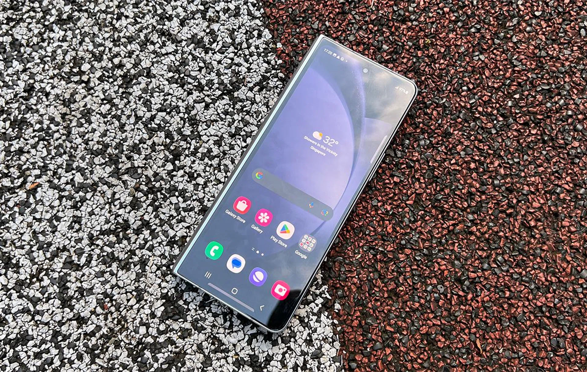 Samsung Galaxy Z Fold5's Cover Screen, which is now extremely close to a normal phone's handling.