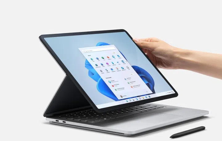 But you can pull the screen forward and change the viewing angle entirely. Image source: Microsoft