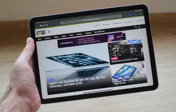 Apple's first foldable device could be an iPad-Mac hybrid that runs macOS. Pictured here is the new M3 iPad Air. Photo: HWZ