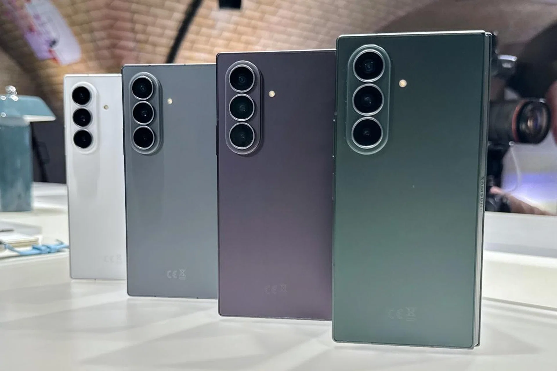 Samsung Galaxy Z Fold8 Ultra colours
