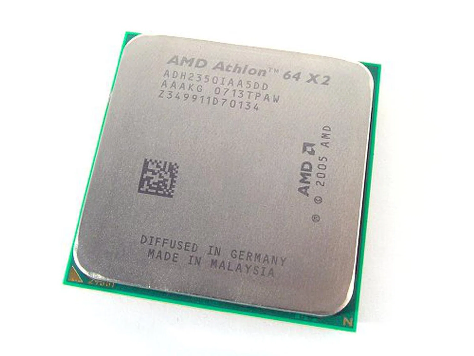 Looks like any old Athlon 64 X2 currently in the market, but this is actually the new Athlon X2 BE-2350 energy efficient processor.