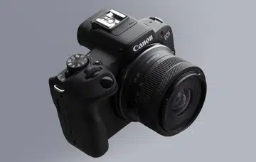 The Canon EOS R100 (Image source: Canon)