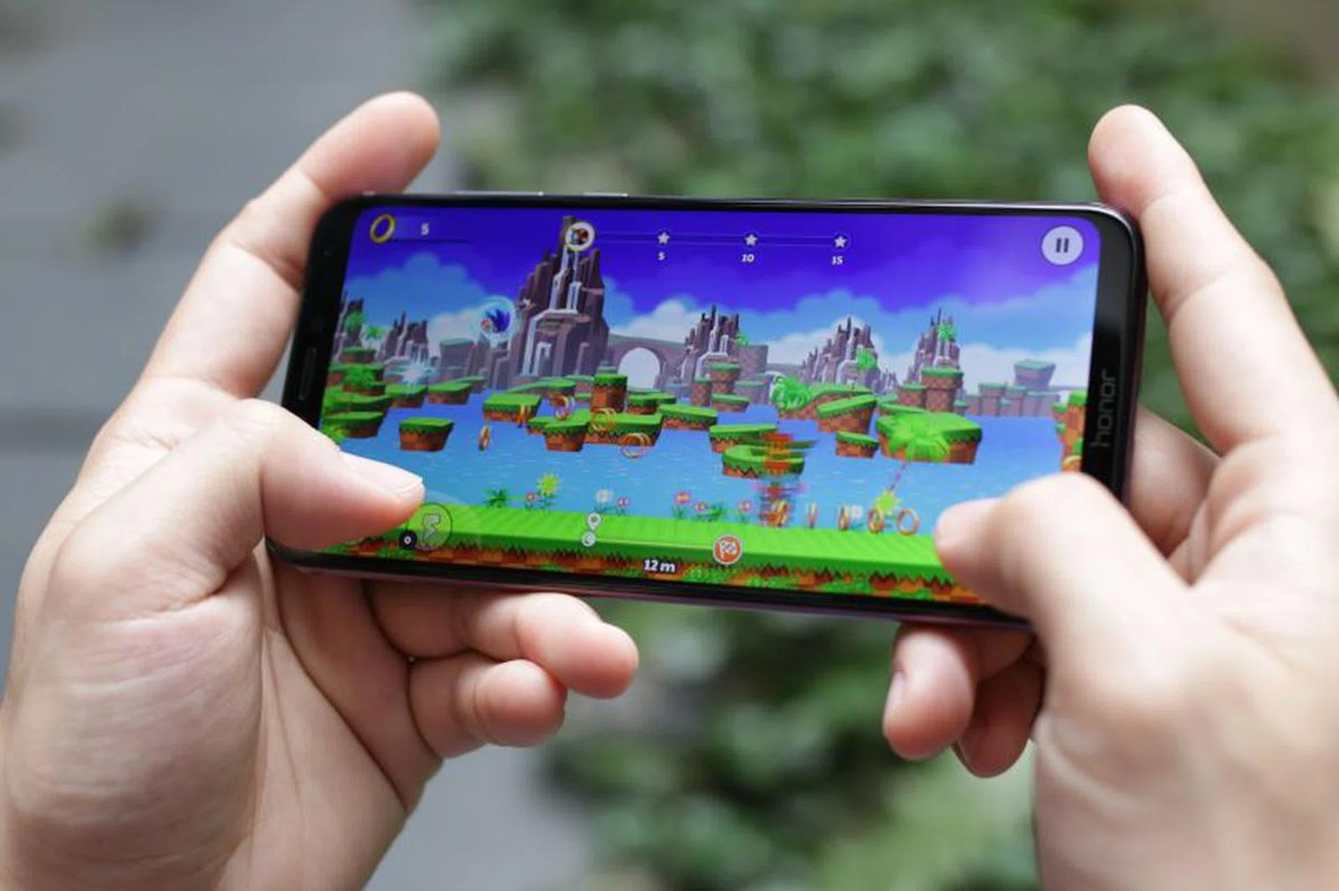 Notice that the sides of the 'notch' can be blacked out to comply with apps not designed to accomodate it.