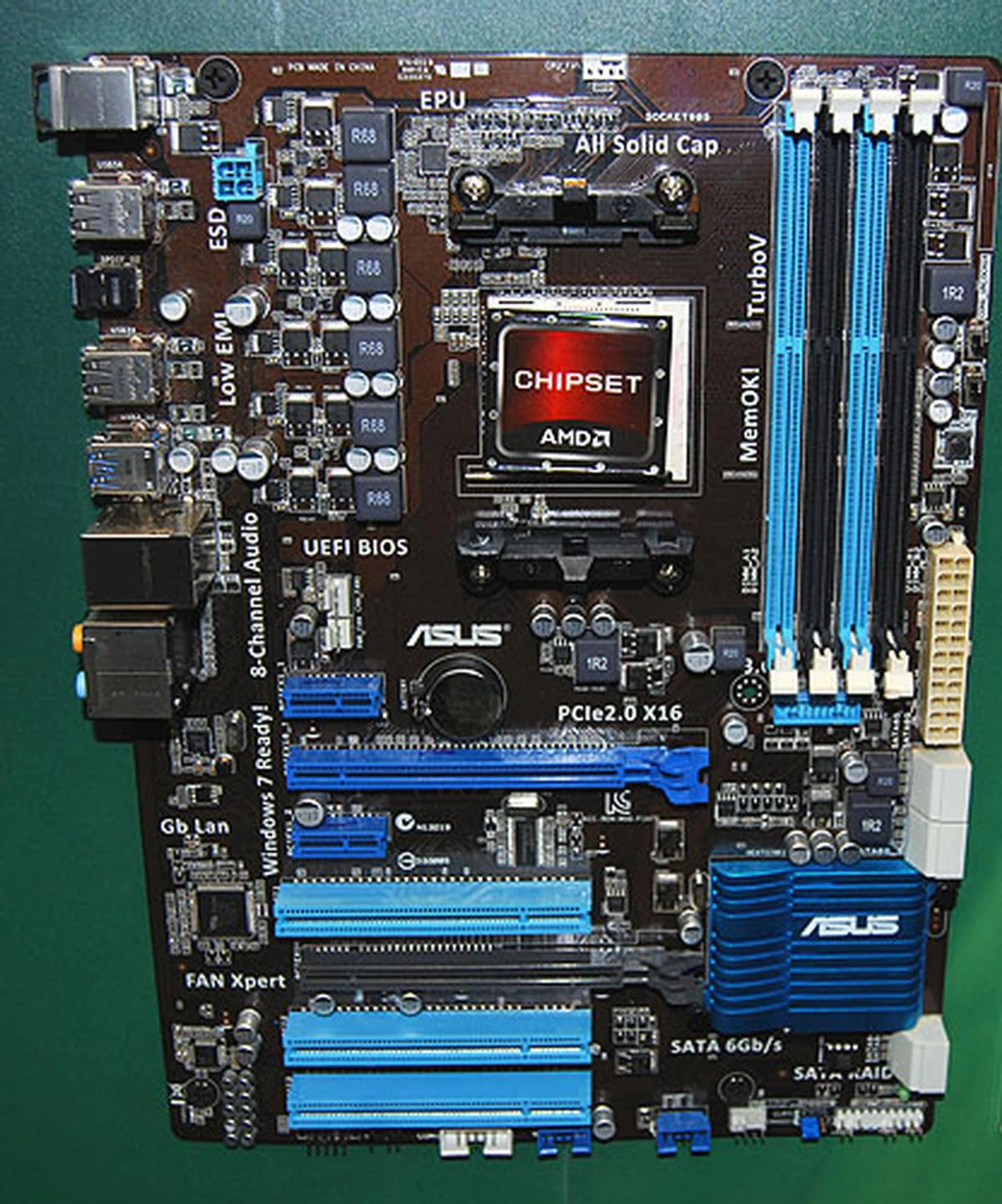 ASUS also has a larger ATX version, the F1A75 for the AMD Fusion platform for AMD A-series (Llano) processors. 