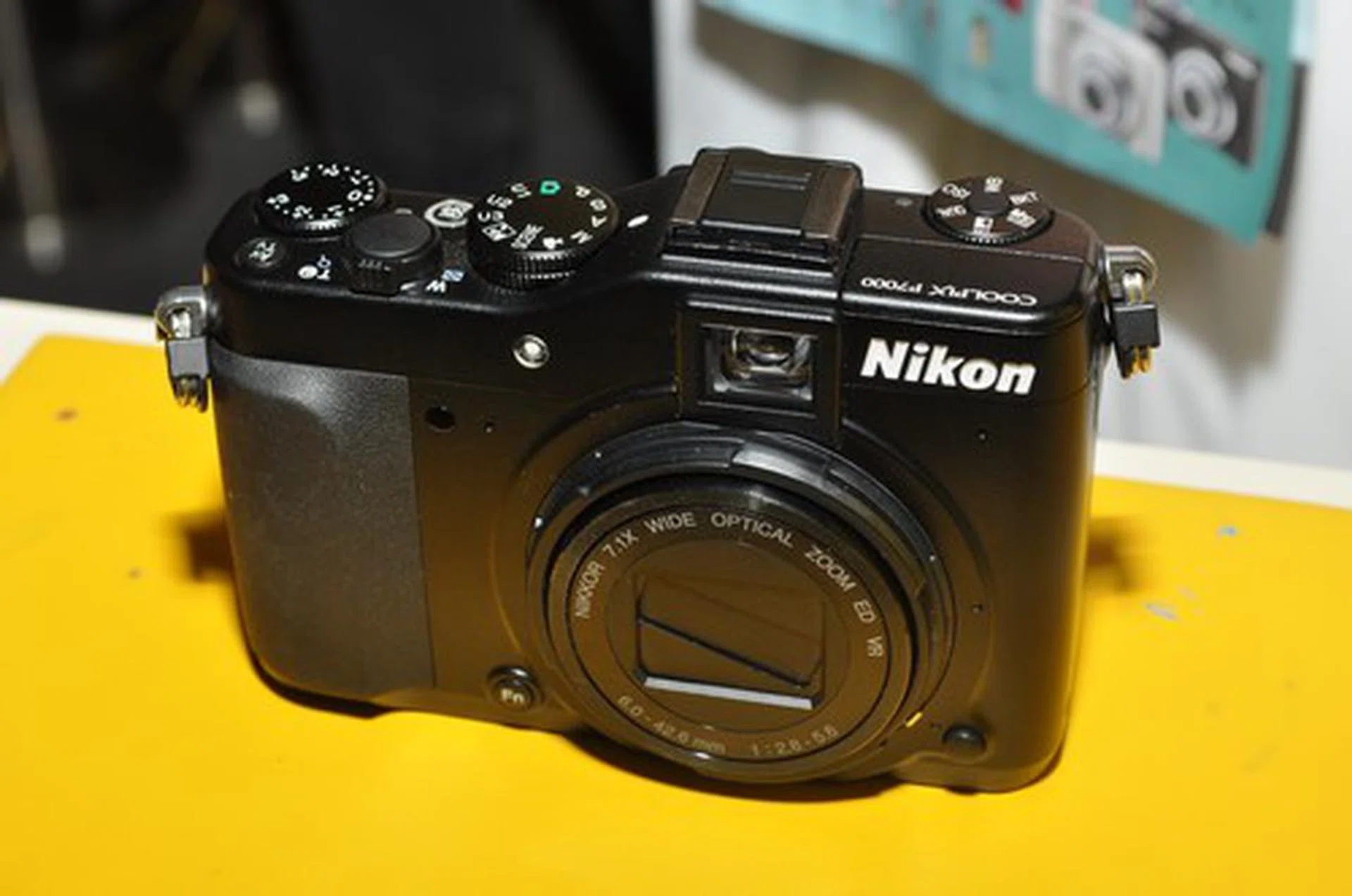 The P7000 features 10MP, 7.1x optical zoom and ISO settings up to 3200. Going for $749, free gifts include 2 x 8GB SD cards, a Slik tripod and additional battery.