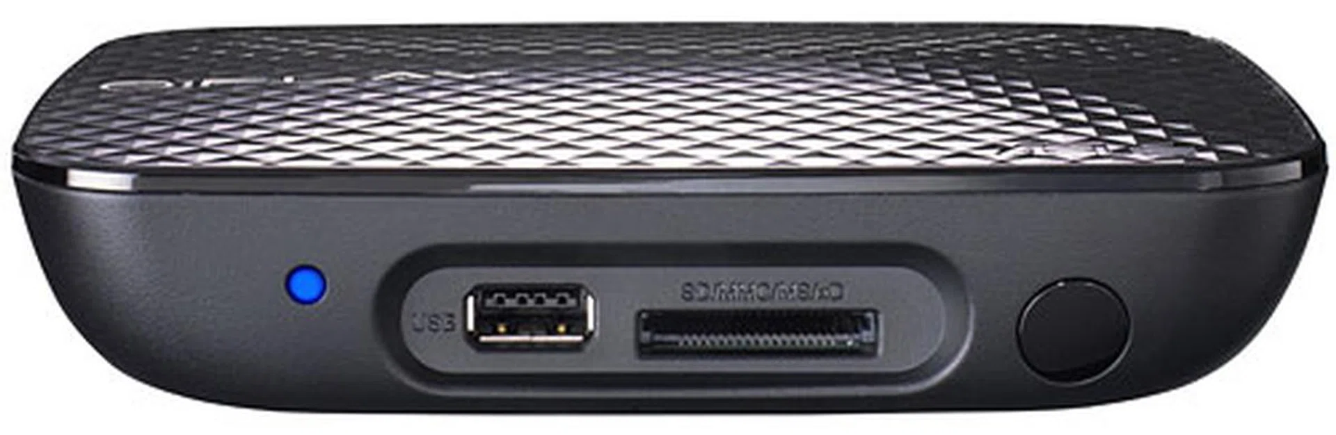 The front sits another USB port and a handy multi-card reader.