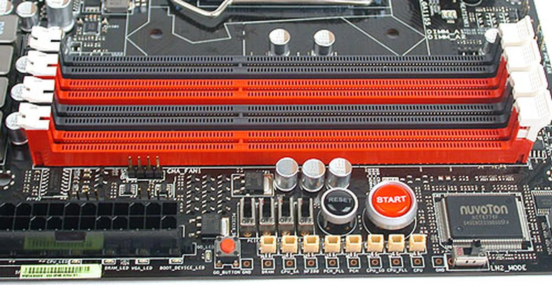 The standard four DDR3 DIMM slots, though ASUS claims to support up to 8GB per DIMM, when such memory modules become available in the market that is. Hence, a theoretical maximum memory of 32GB instead of the usual 16GB. We'll see if that's true when the time comes. 
