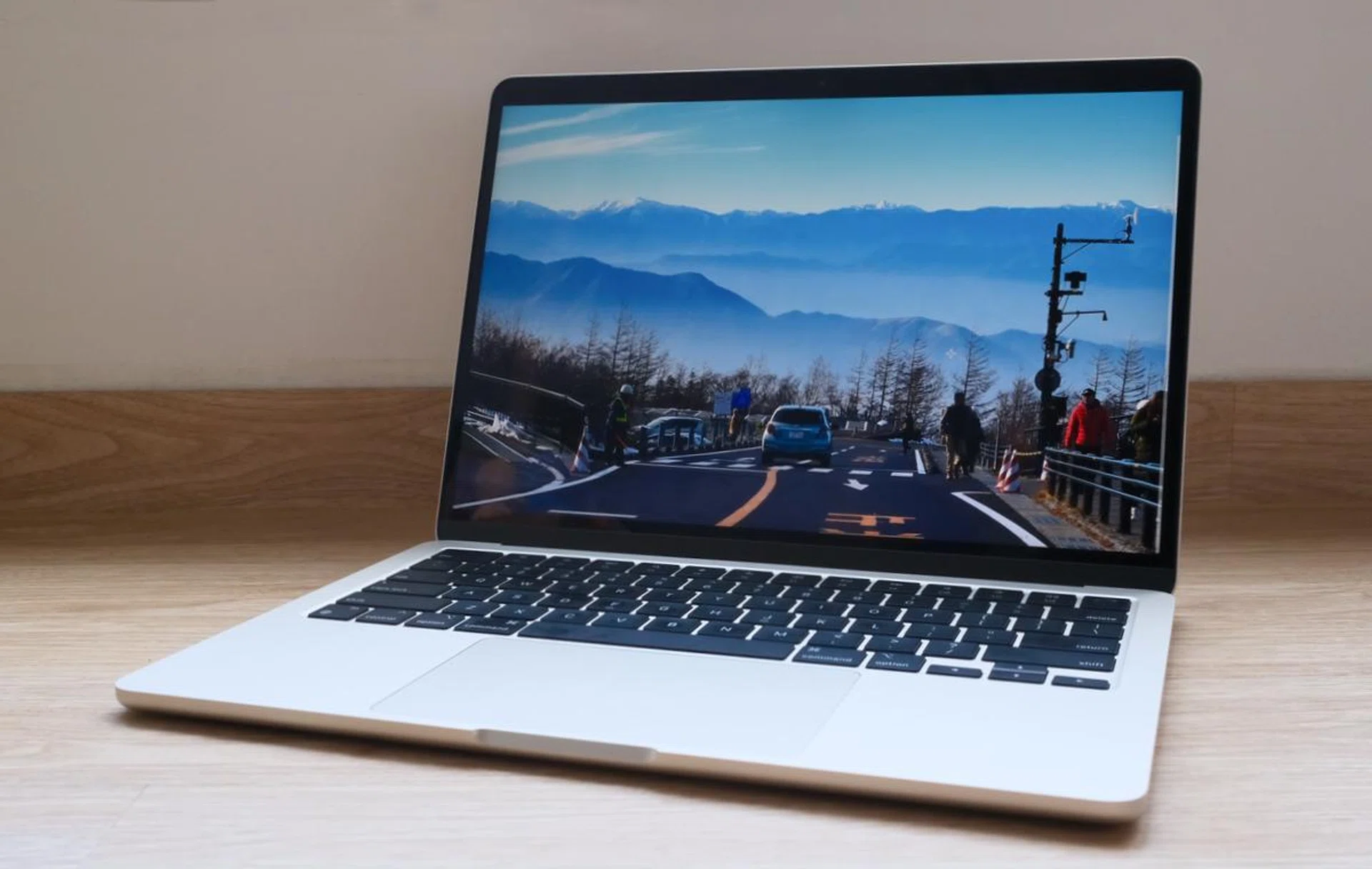 The 13 and 15-inch MacBook Airs now have Apple's newest M3 chips.