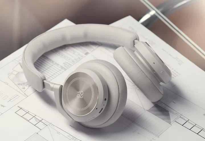 Beoplay HX in sand. (Image source: B&O)