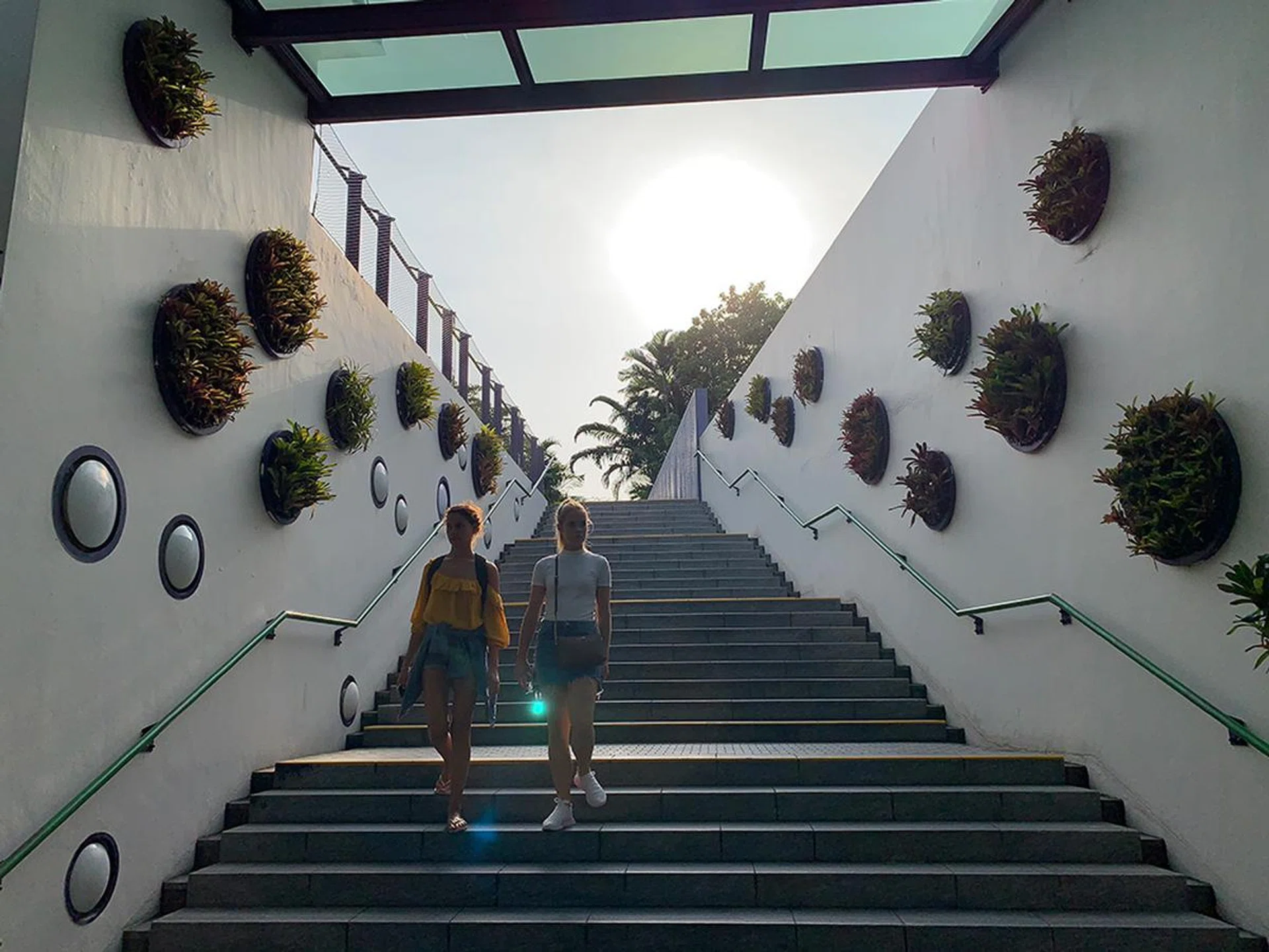 This is a non-Smart HDR image from the iPhone XS.