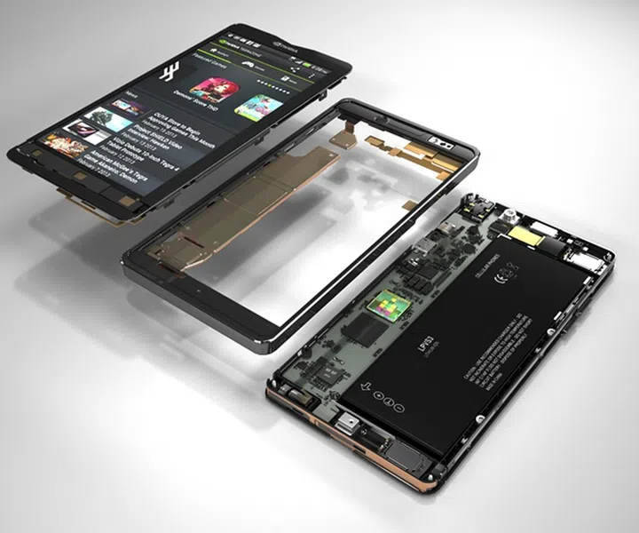 The Phoenix Reference Phone. (Image Source: NVIDIA)