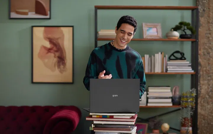 It's quite ironic that it took LG this long to have an OLED notebook. After all, they are the leaders in OLED TVs. (Image source: LG)