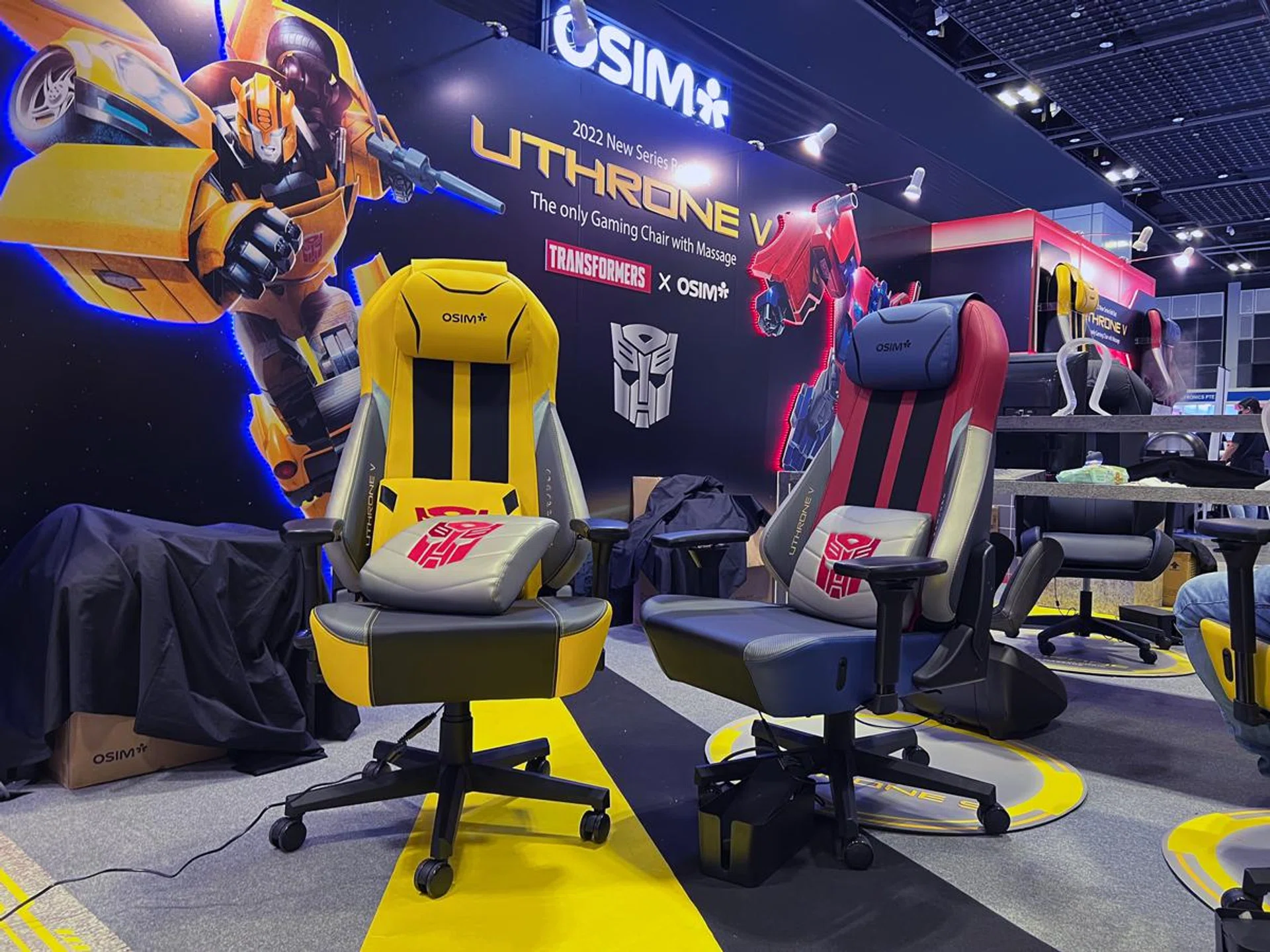 Osim uThrone V Transformers Edition.