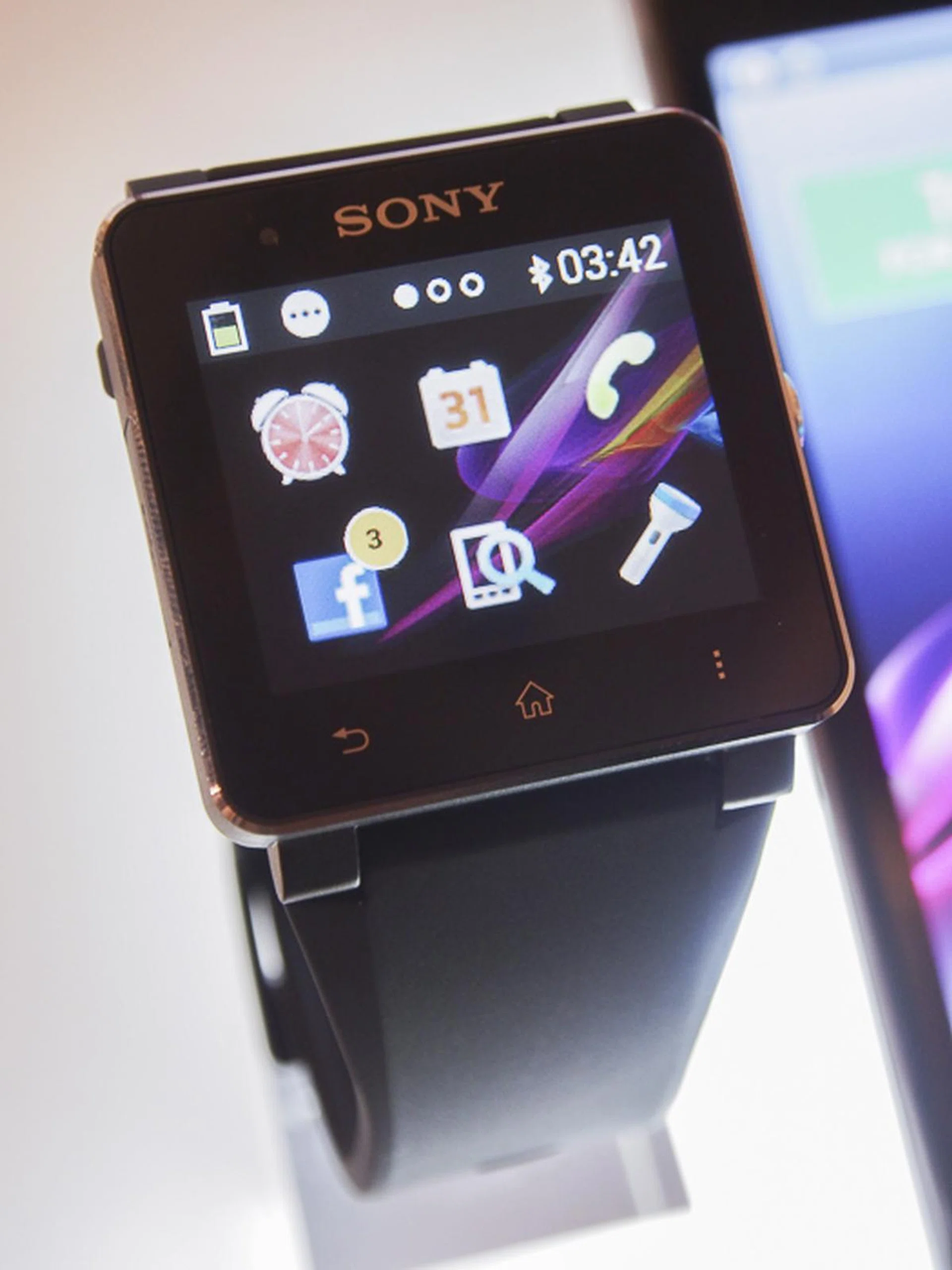 The SmartWatch 2 responds quite well to touch.