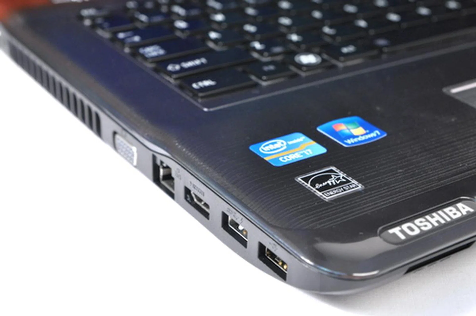 Left profile: The Toshiba Qosmio X770 is not exactly lacking in the connectivity department.