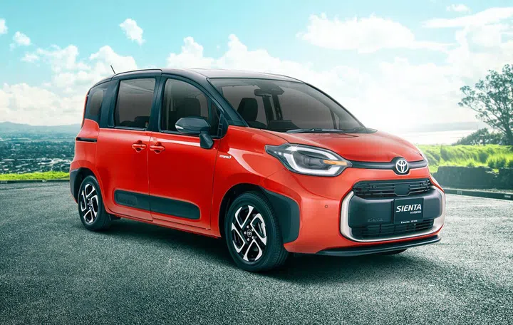 The new Toyota Sienta Hybrid (Image source: Toyota)